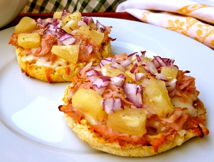 W/W Muffin Hawaiian Pizza Recipe