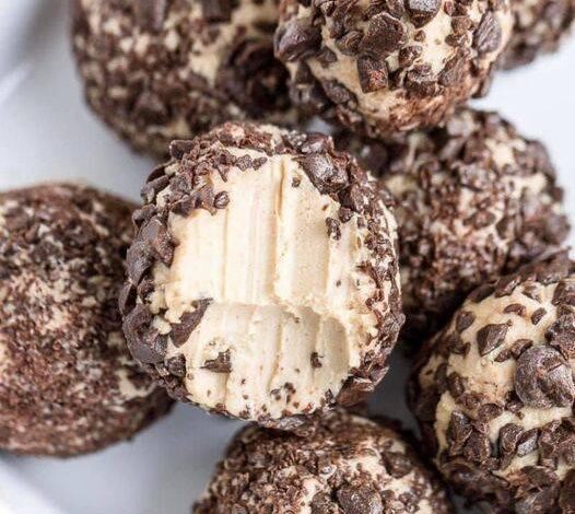 Three Ingredient No Bake Chocolate Peanut Butter Balls
