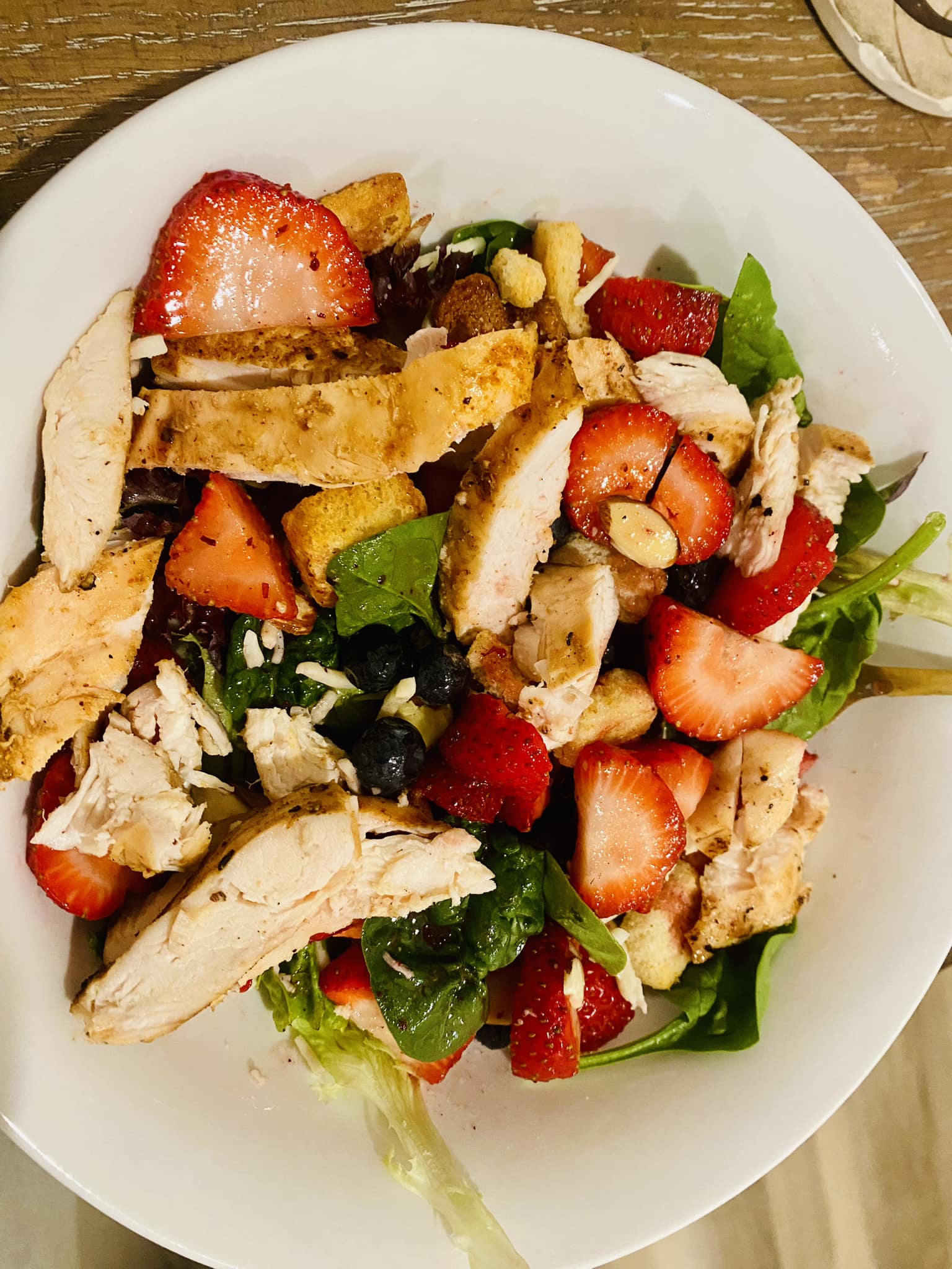 GRILLED CHICKEN SALAD IN WEIGHT WATCHER