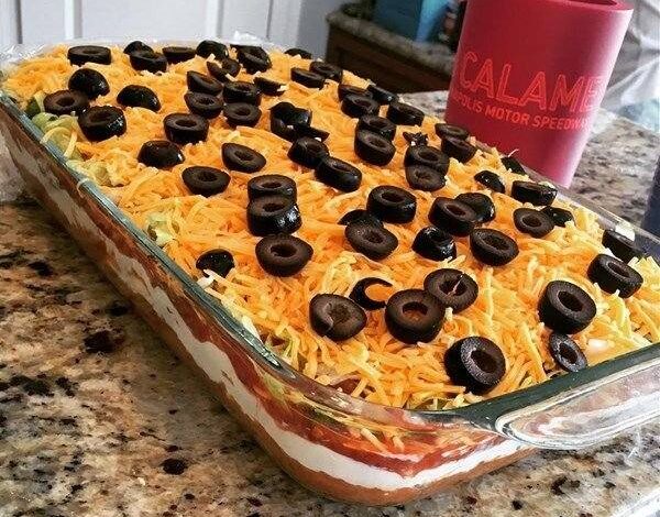 Weight Watchers 7-Layer Dip: