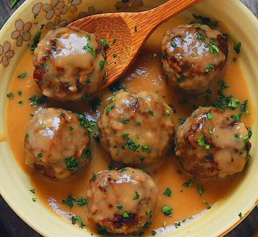 Vegan Swedish Meatballs & Gravy