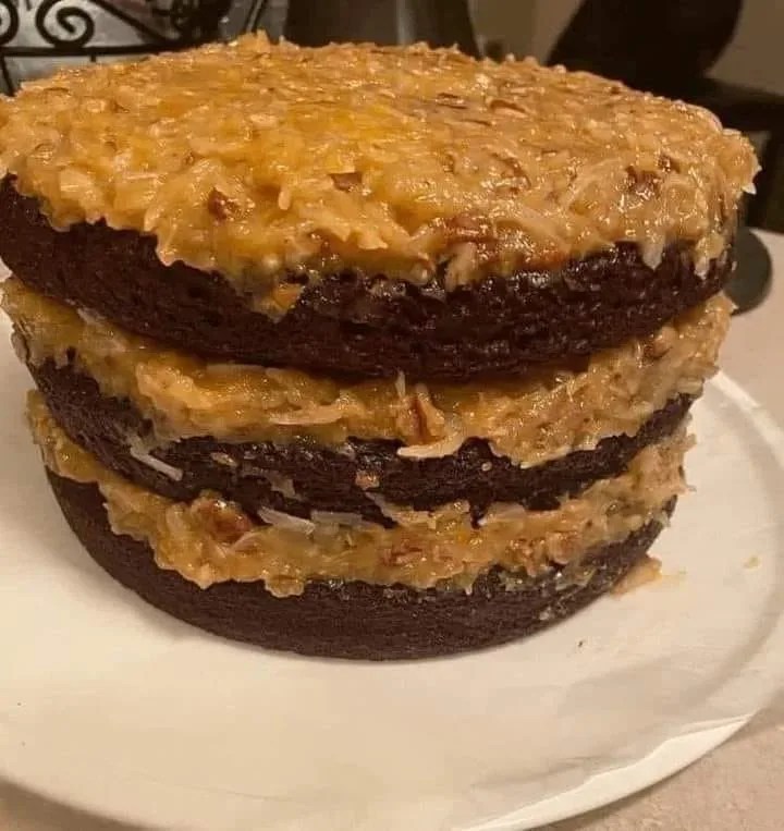 Weight Watchers-Friendly German Chocolate Cake: