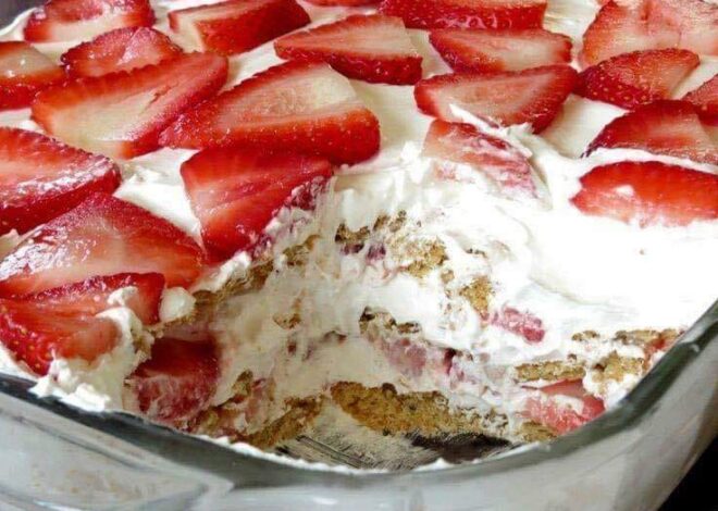 Keto Strawberry Cheesecake Icebox Cake Recipe